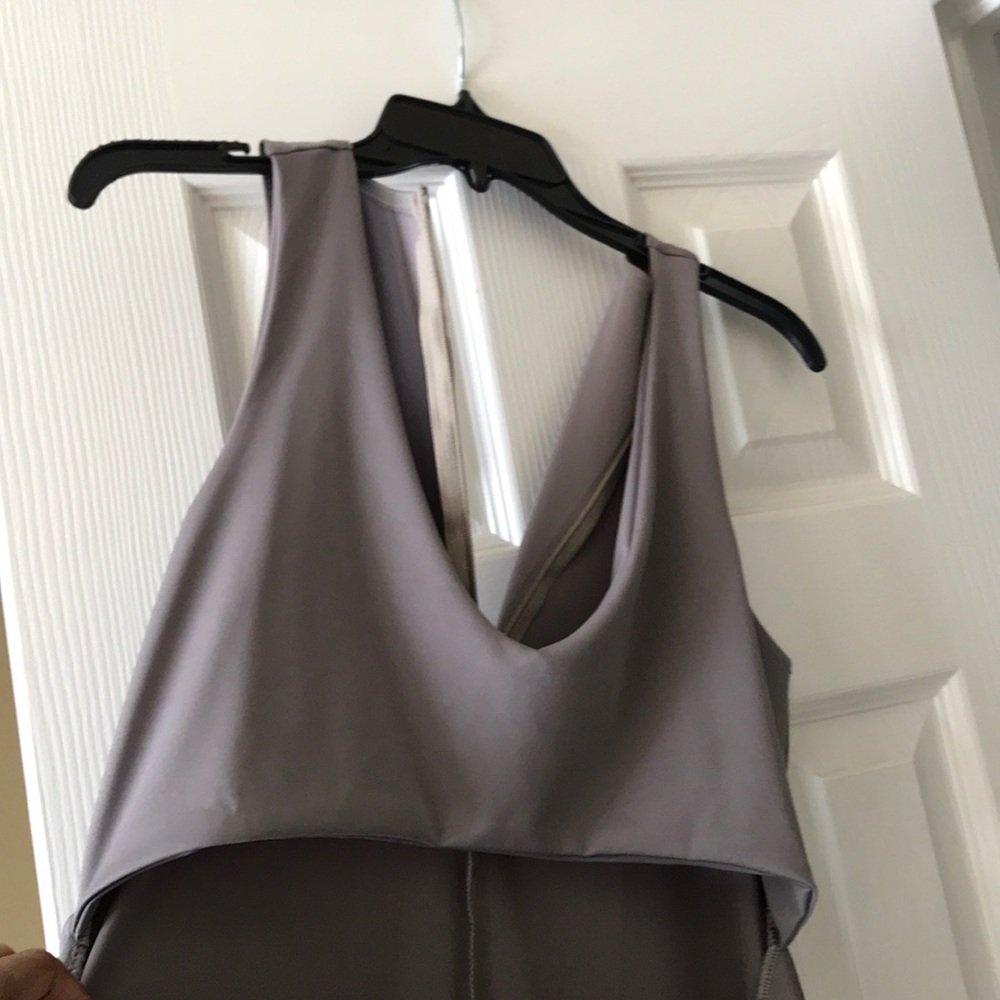 Gray/silver